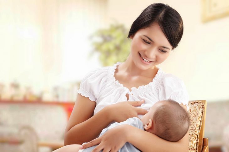 Quan hệ sau sinh thường cần lưu ý những gì để an toàn? 10 sau sinh co duoc mac ao coc tay e1593750911449