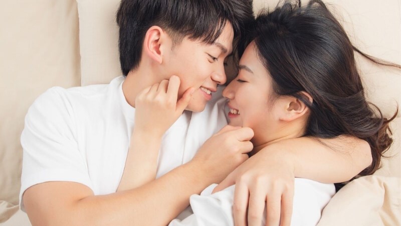 quan he ngay den do co hai khong 6 loi ich va cac 1 800x450 1