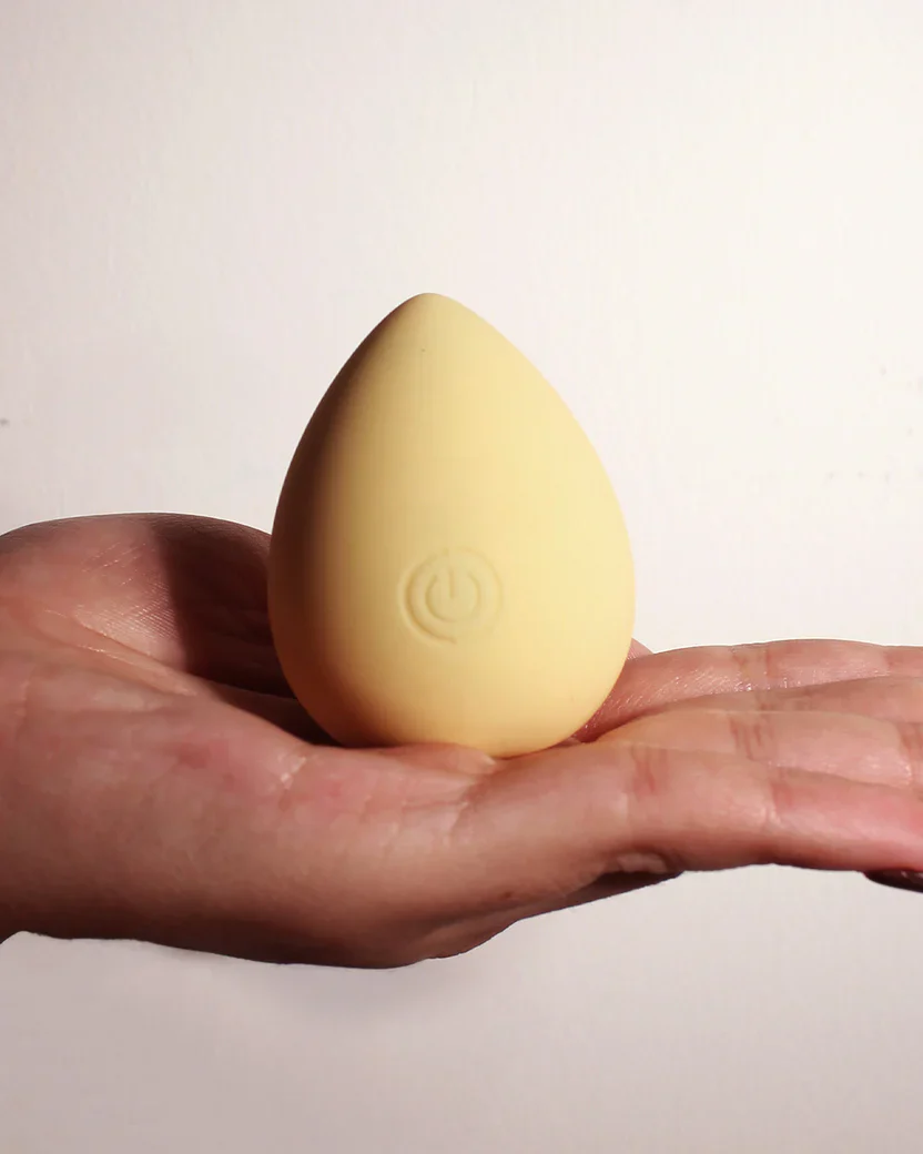Máy Rung Âm Vật Blenva Bonbon Chóp Cong Định Hướng, Nhỏ Như Mút Trang Điểm 9 Máy Rung Âm Vật Blenva Bonbon Chóp Cong Định Hướng, Nhỏ Như Mút Trang Điểm