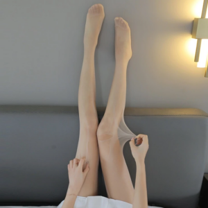 Tất Đùi Lưới Và Lụa Cao Cấp Quần Tất Vớ Học Sinh Hàn Quốc Đáng Yêu Sexy Phối Cùng Trang Phục – Tất Nude Tự Xé