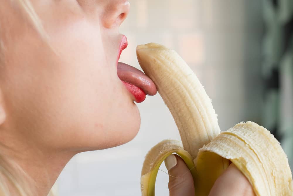 Blowjob là gì? Cách làm quen với Bj cho người mới bắt đầu 5 64b21062a3284e103e87addf BJ la gi 334547750