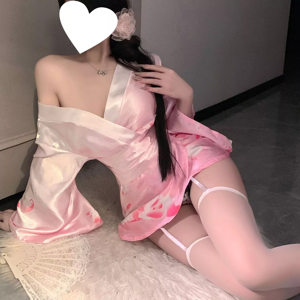 Đồ Ngủ Kimono Nhật Bản Xẻ Ngực Gợi Cảm Sang Trọng Cosplay Sexy Áo Choàng Ngủ Lụa Hoa Anh Đào Quyến Rũ - N841 Hồng 10 vn 11134207 7ra0g m9lar1trdl6qd7