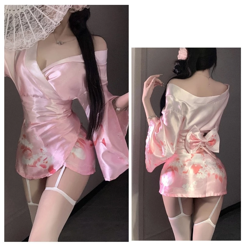 Đồ Ngủ Kimono Nhật Bản Xẻ Ngực Gợi Cảm Sang Trọng Cosplay Sexy Áo Choàng Ngủ Lụa Hoa Anh Đào Quyến Rũ - N841 Hồng 1 Đồ Ngủ Kimono Nhật Bản Xẻ Ngực Gợi Cảm Sang Trọng Cosplay Sexy Áo Choàng Ngủ Lụa Hoa Anh Đào Quyến Rũ - N841 Hồng