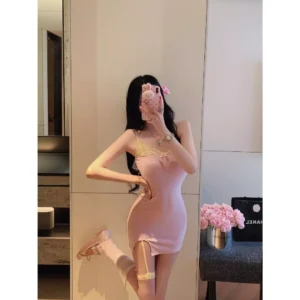 Váy Ngủ Sexy Ôm Body Tôn Dáng Phối Ren Choker Đùi Siêu Xinh Quyến Rũ Đầm 2 Dây Mặc Nhà Sang Xịn Gợi Cảm - N163 Hồng