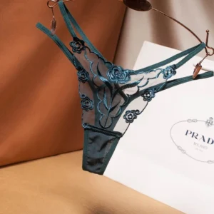 Quần Lót Nữ Lọt Khe Ren Lưới Xuyên Thấu Sexy Gợi Cảm Quần Chip Dây Hoạ Tiết Hoa Hồng Mềm Mại Quyến Rũ - T331 Xanh Ngọc