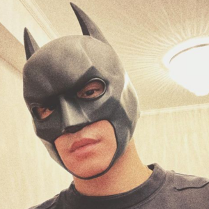 Mũ Cosplay Batman Bằng Da
